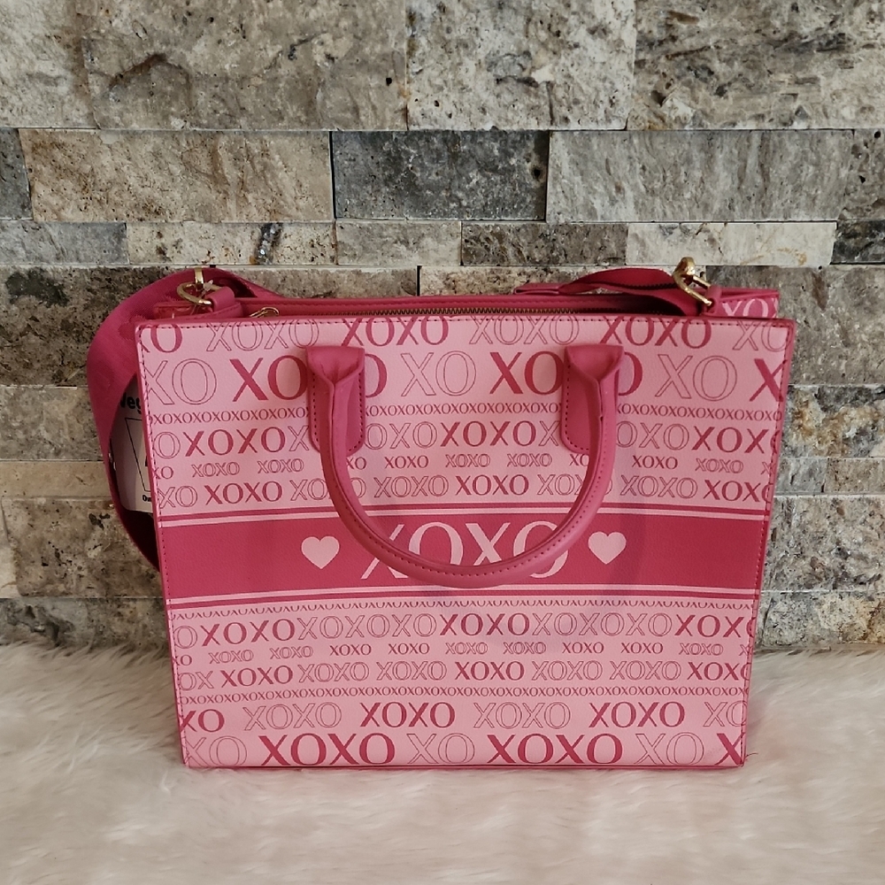 XOXO Vibrant Pink Patterned Tote Brand New  Vegan Leather